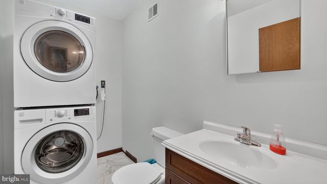 1753 BALDWIN DR, Millersville, MD 21108
