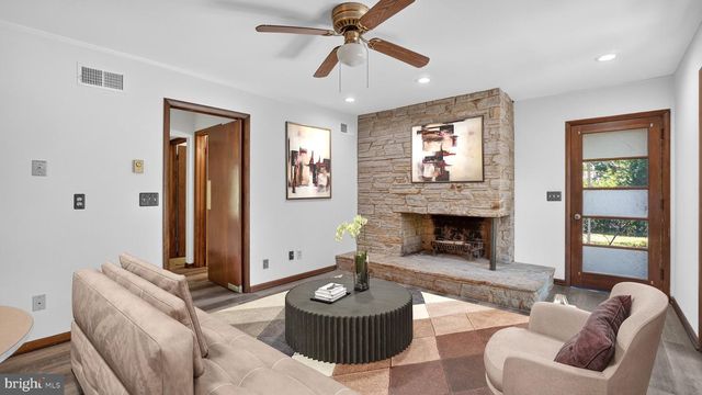 1753 BALDWIN DR, Millersville, MD 21108