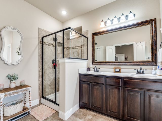 322 Pecos Drive, Crandall, TX 75114