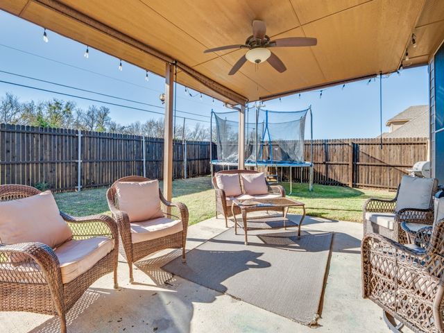 322 Pecos Drive, Crandall, TX 75114