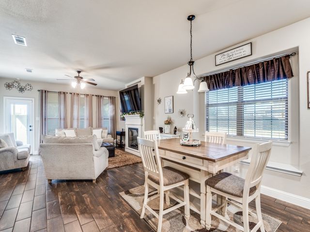 322 Pecos Drive, Crandall, TX 75114