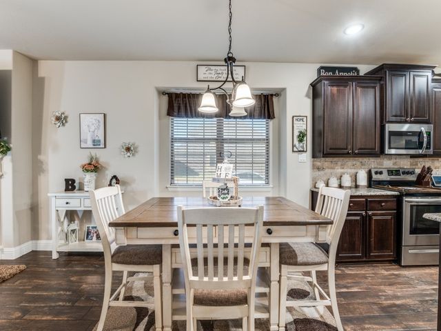 322 Pecos Drive, Crandall, TX 75114