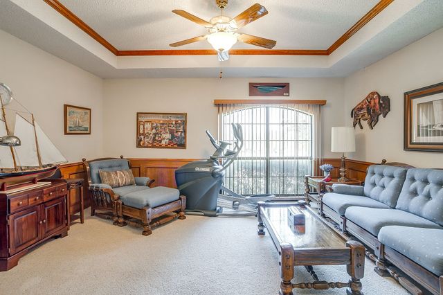 10100 Crestline Trail, Burleson, TX 76028