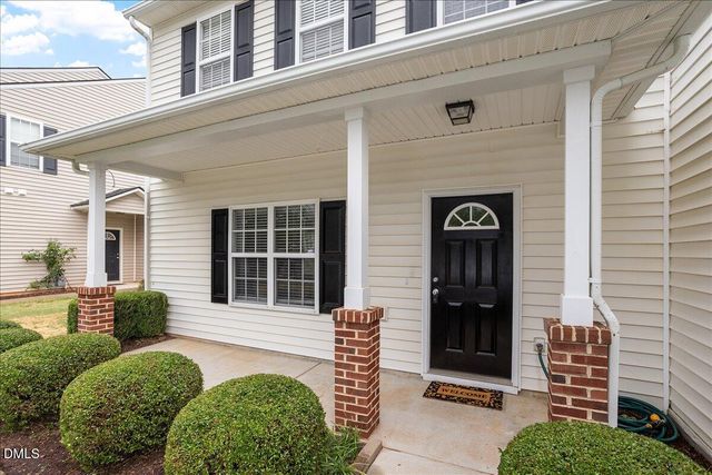 204 Cline Falls Drive, Holly Springs, NC 27540