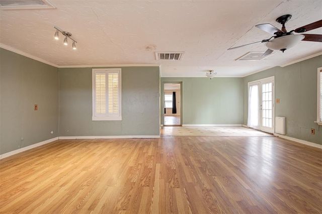 2304 NW 25th Street, Oklahoma City, OK 73107