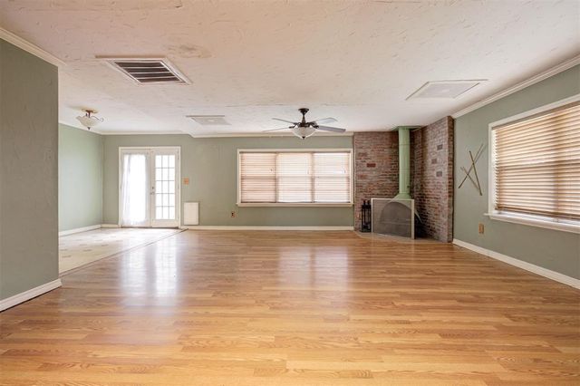 2304 NW 25th Street, Oklahoma City, OK 73107