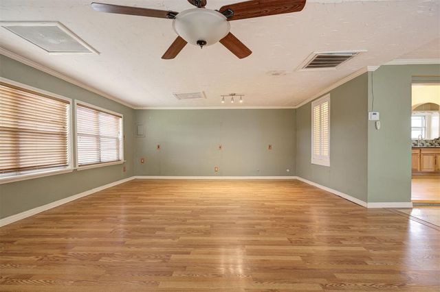 2304 NW 25th Street, Oklahoma City, OK 73107