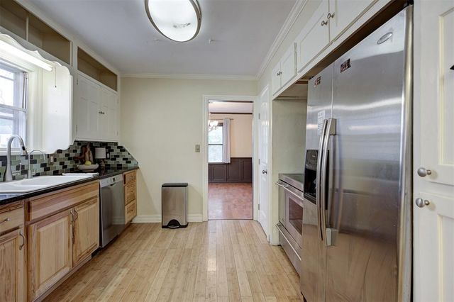 2304 NW 25th Street, Oklahoma City, OK 73107