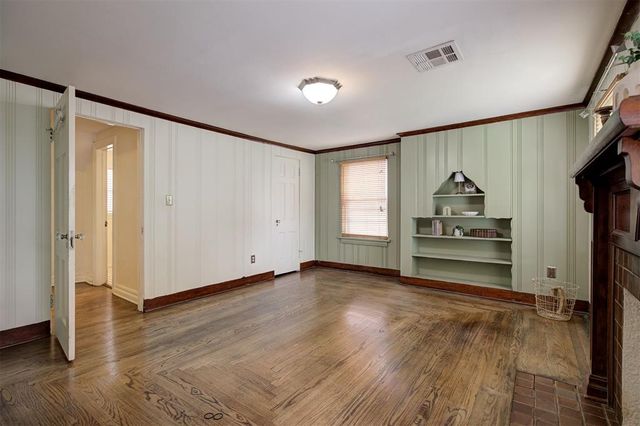 2304 NW 25th Street, Oklahoma City, OK 73107