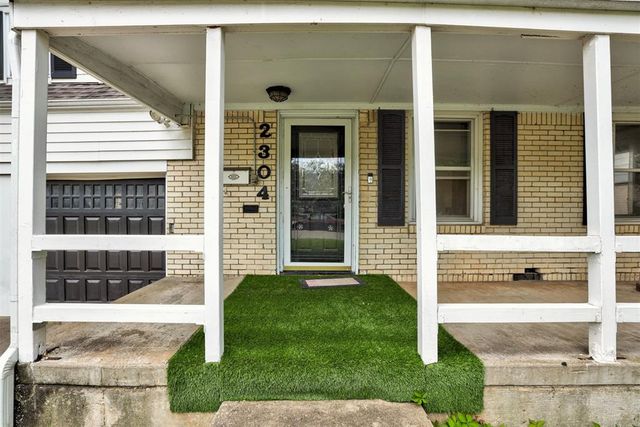 2304 NW 25th Street, Oklahoma City, OK 73107