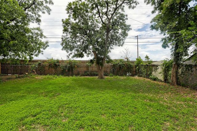 2304 NW 25th Street, Oklahoma City, OK 73107