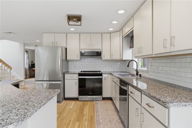 5 Aurora Drive, Cumberland, RI 02864