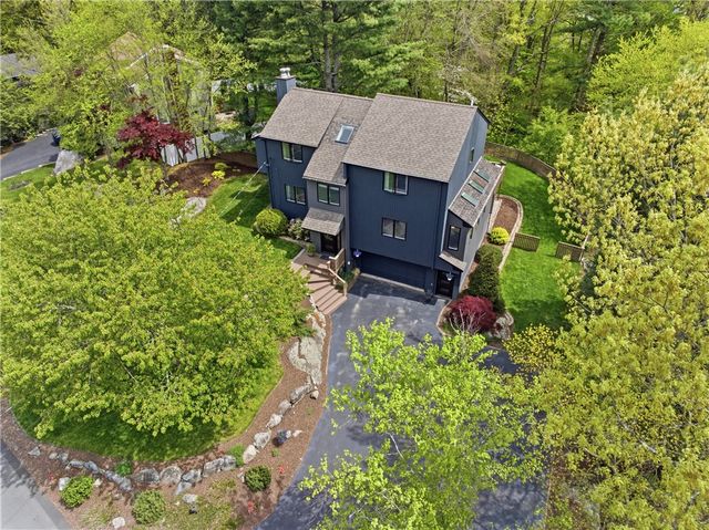 5 Aurora Drive, Cumberland, RI 02864