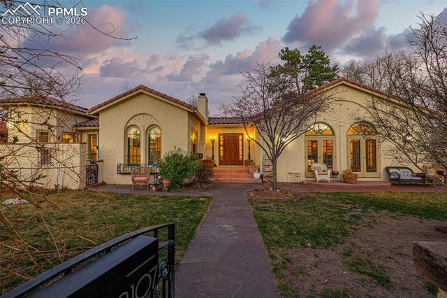 2107 N Cascade Avenue, Colorado Springs, CO 80907