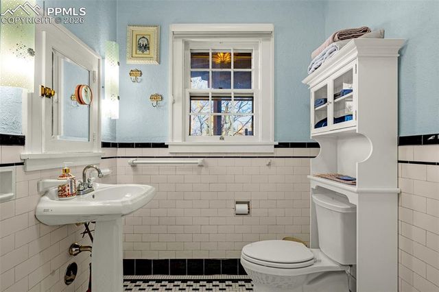 2107 N Cascade Avenue, Colorado Springs, CO 80907