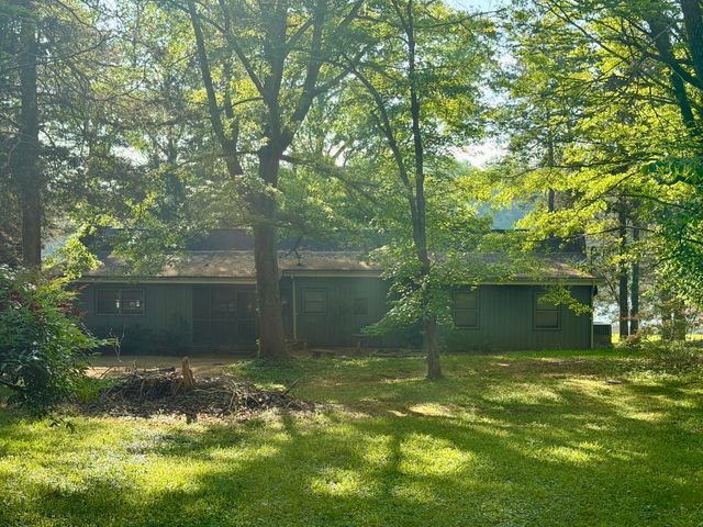 6504 Oak Drive, Harrison, TN 37341