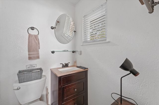 5733 Hanson Drive, Watauga, TX 76148