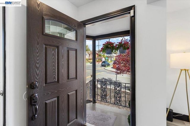 5301 Brann ST, Oakland, CA 94619