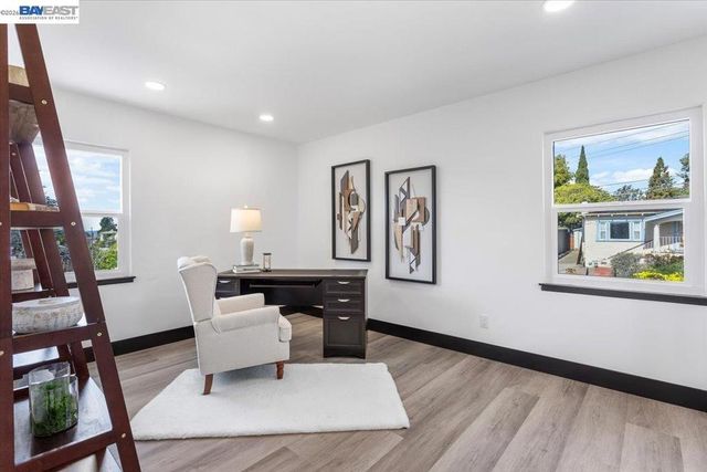 5301 Brann ST, Oakland, CA 94619