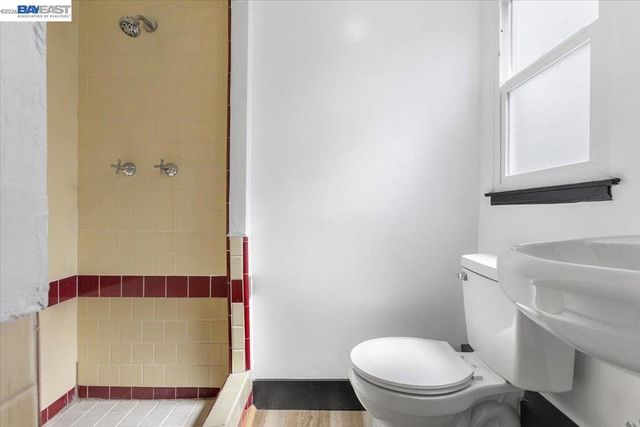 5301 Brann ST, Oakland, CA 94619