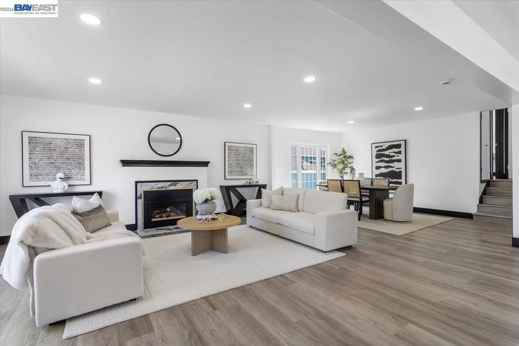 Image 24 of property listing at 5301 Brann ST, Oakland, CA 94619