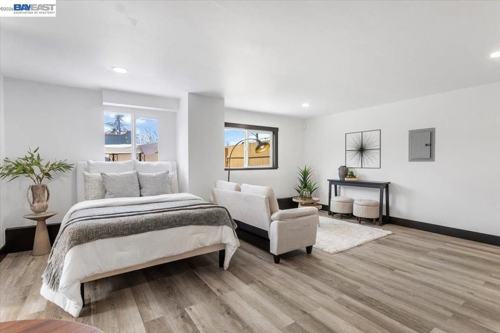 Image 60 of property listing at 5301 Brann ST, Oakland, CA 94619