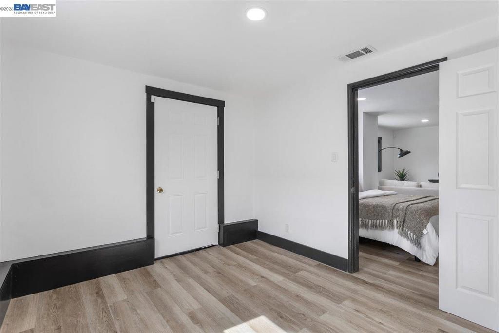 Image 69 of property listing at 5301 Brann ST, Oakland, CA 94619