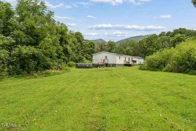 140 Jim Cable Road, Elizabethton, TN 37643