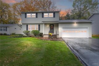 104 Whiskwood Lane, Manlius, NY 13116