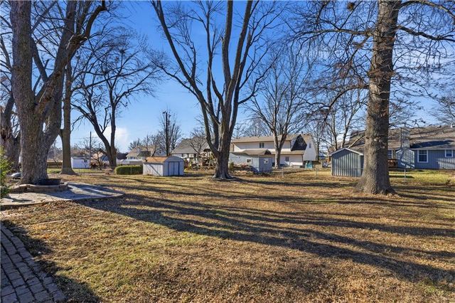 308 N Woodson Drive, Raymore, MO 64083