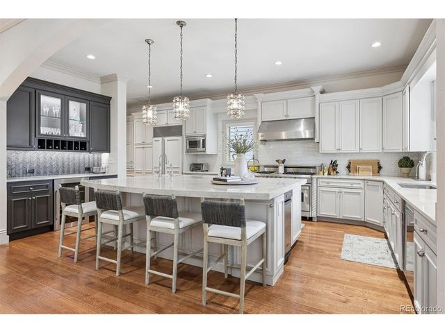 2700 E 4th Ave, Denver, CO 80206