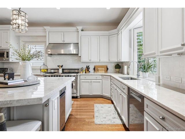 2700 E 4th Ave, Denver, CO 80206