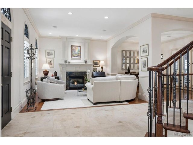 2700 E 4th Ave, Denver, CO 80206
