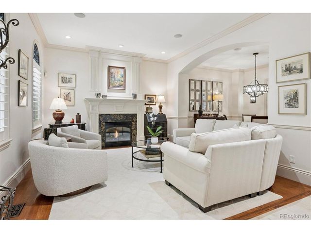2700 E 4th Ave, Denver, CO 80206