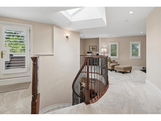 2700 E 4th Ave, Denver, CO 80206