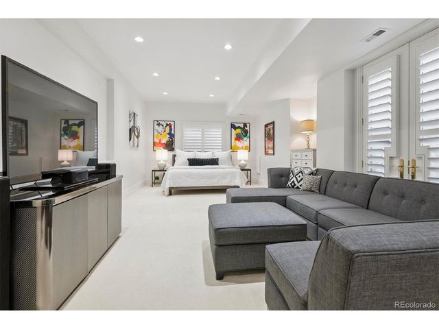 2700 E 4th Ave, Denver, CO 80206
