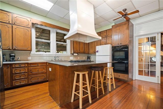 350 Michigan Avenue, Mobile, AL 36604