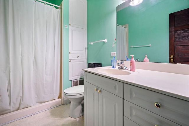 350 Michigan Avenue, Mobile, AL 36604