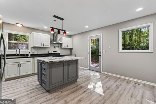 555 Glencove Drive, Macon, GA 31210