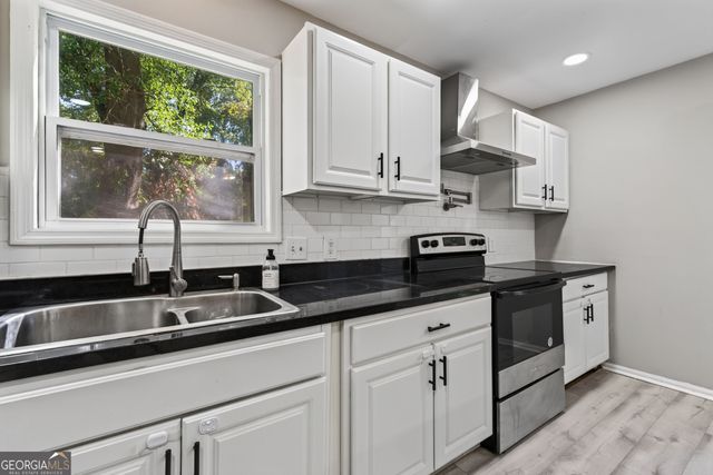 555 Glencove Drive, Macon, GA 31210