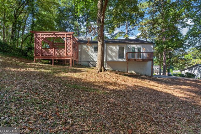 555 Glencove Drive, Macon, GA 31210