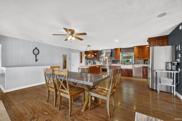 16290 Pretty Lake Road, Plymouth, IN 46563