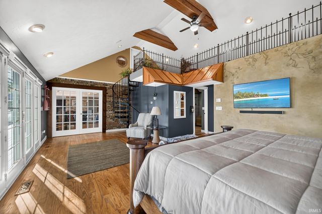 16290 Pretty Lake Road, Plymouth, IN 46563
