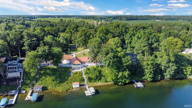 16290 Pretty Lake Road, Plymouth, IN 46563