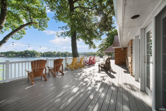 16290 Pretty Lake Road, Plymouth, IN 46563