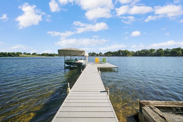 16290 Pretty Lake Road, Plymouth, IN 46563
