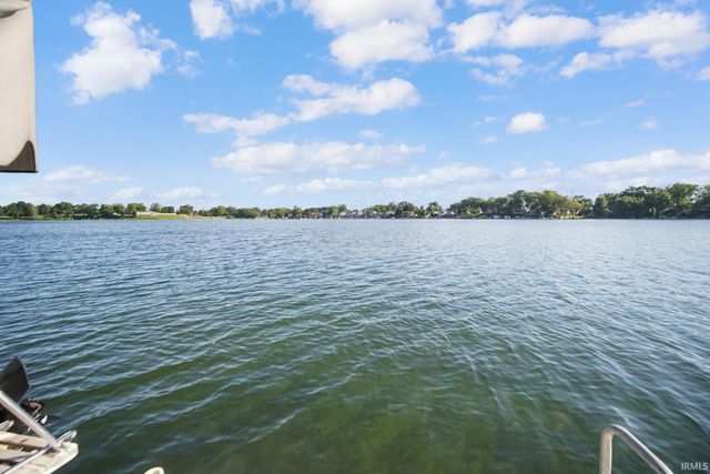 16290 Pretty Lake Road, Plymouth, IN 46563