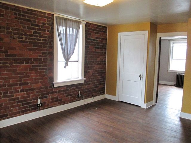 223 42nd St, Lawrenceville, PA 15201