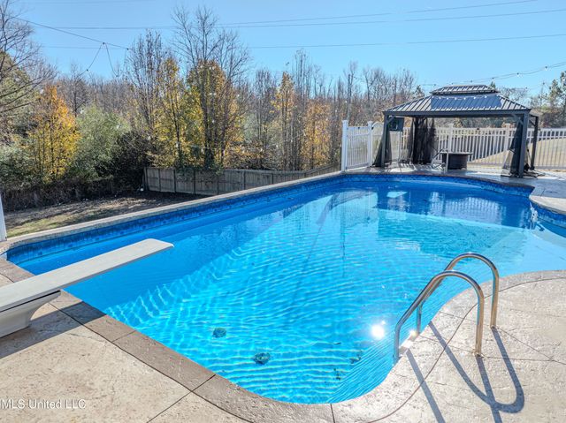 6394 Cody Cove, Olive Branch, MS 38654