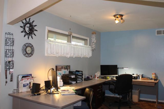 2023 CENTRAL BLVD, Rapid City, SD 57702